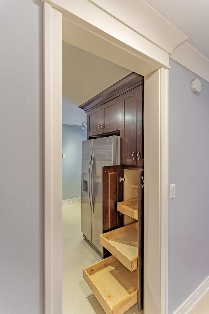 1615 East Central Road, Unit 401A Arlington Heights, IL 60005 - Photo 5 of 16