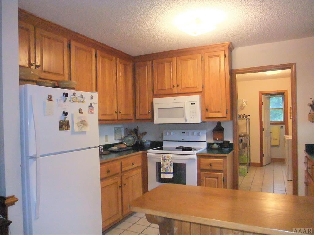 674 Poplar Branch Road Grandy, NC 27939 - Photo 8 of 20
