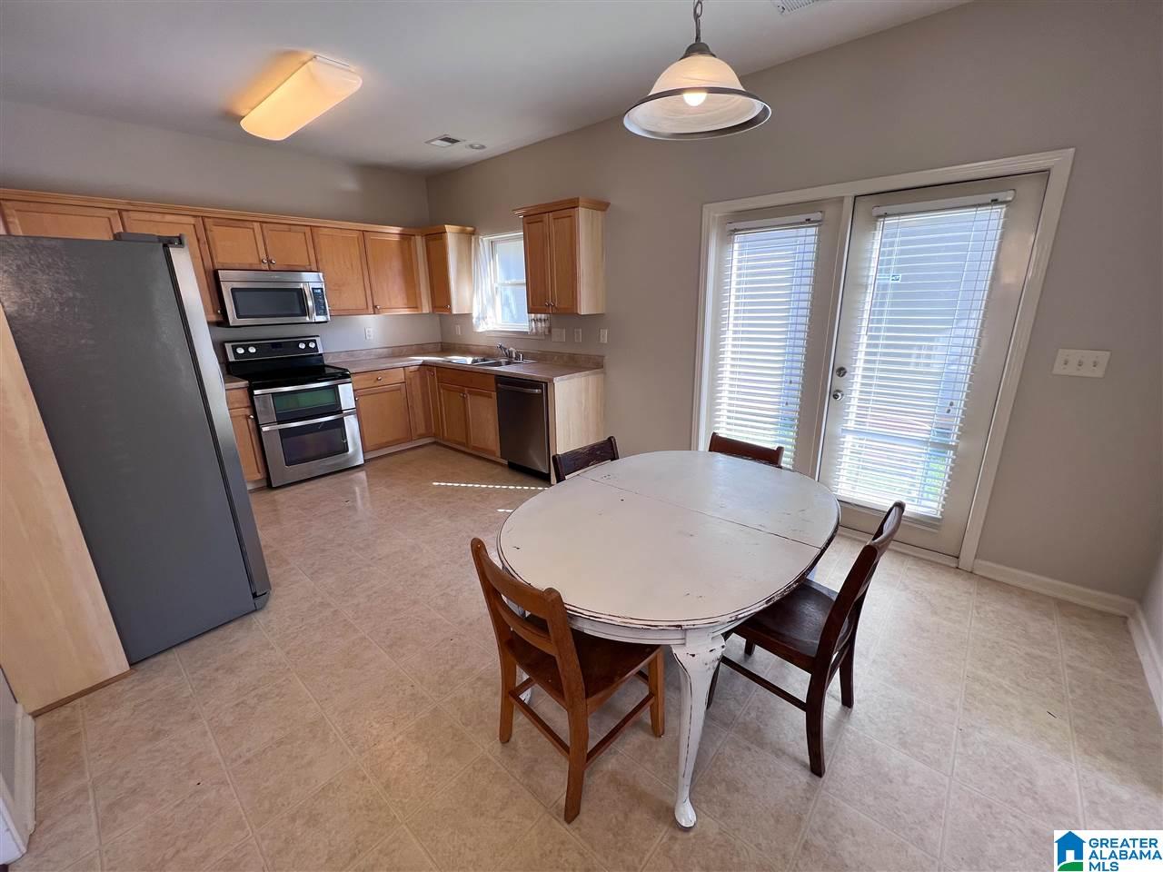 2017 Spaulding Place Moody, AL 35004 - Photo 3 of 27