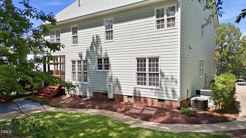 $895,000 | 215 Lansbrooke Lane, Apex, NC 27502