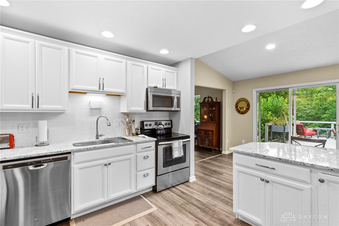 10158 Atchison Road Dayton, OH 45458 - Photo 3 of 43 Gallery Image 3