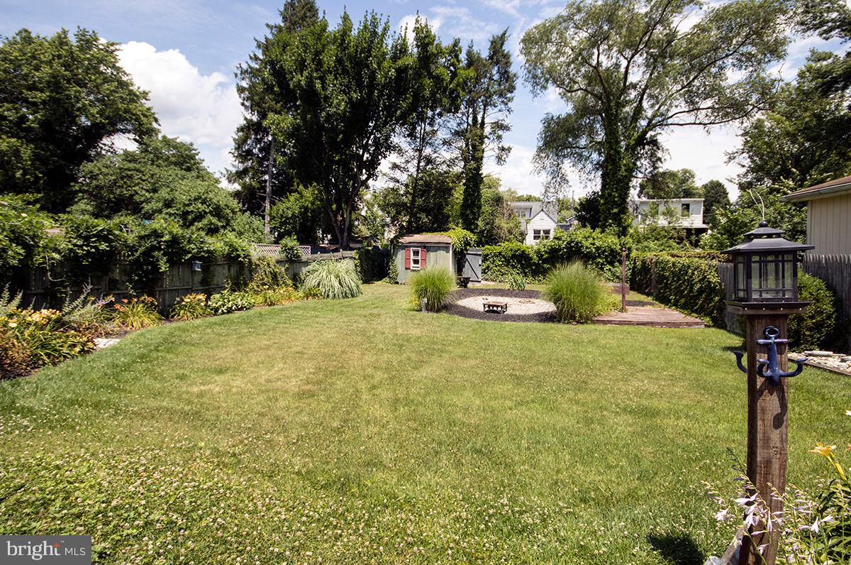 315 Cornell Road Glassboro, NJ 08028 - Photo 5 of 22 a house view with a garden space