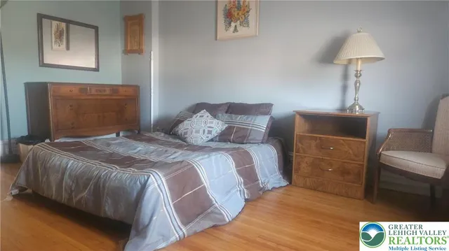 $2,300 | 1513 West Turner Street, Allentown, PA 18102