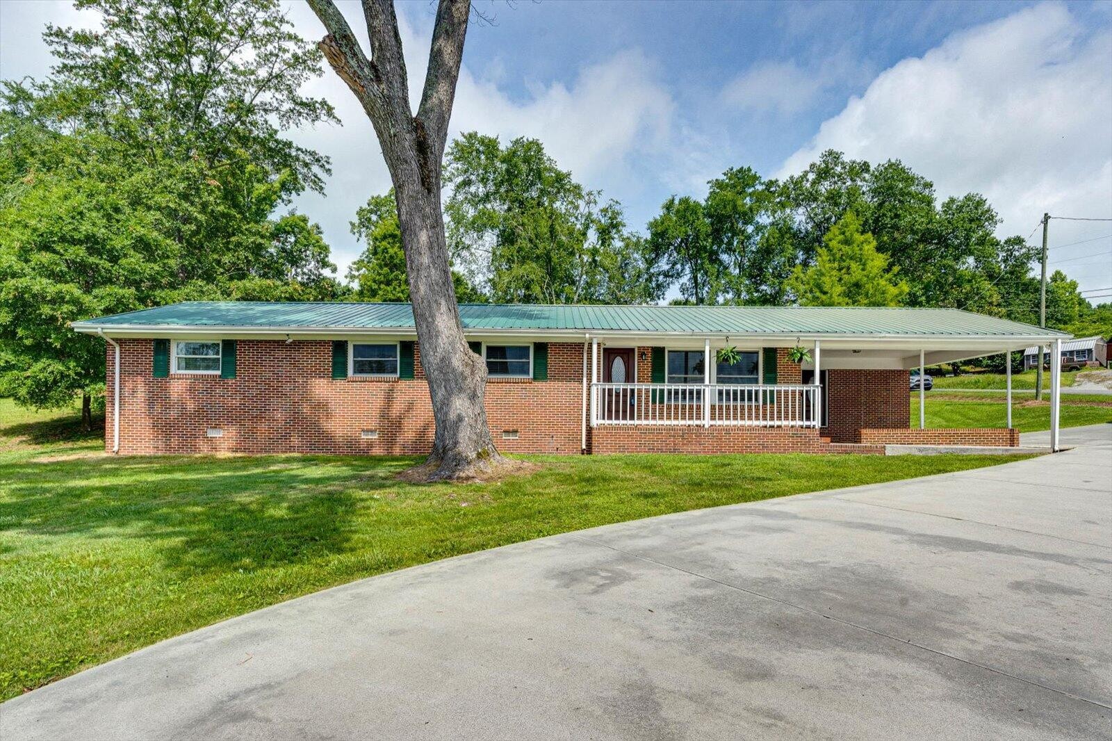 498 Nicklesville Road Northeast Resaca, GA 30735 - Photo 2 of 33 Gallery Image 2