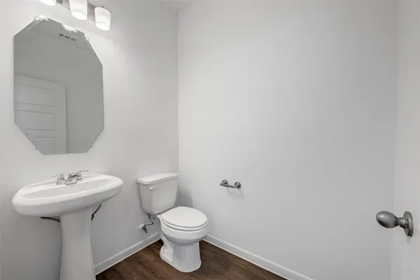 $2,300 | 27097 Kestrel Trail, Magnolia, TX 77354