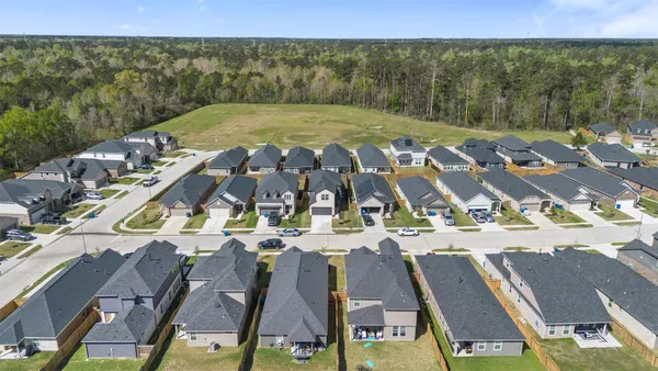 $2,300 | 27097 Kestrel Trail, Magnolia, TX 77354