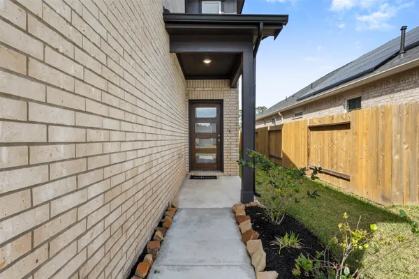 $2,300 | 27097 Kestrel Trail, Magnolia, TX 77354