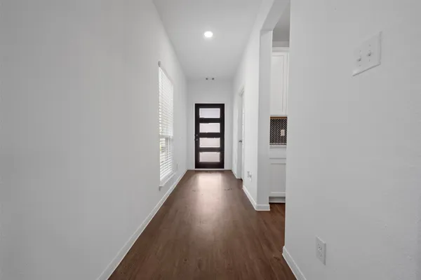 $2,300 | 27097 Kestrel Trail, Magnolia, TX 77354