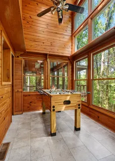 $529,900 | 280 Hurricane Hill, Silver Point, TN 38582