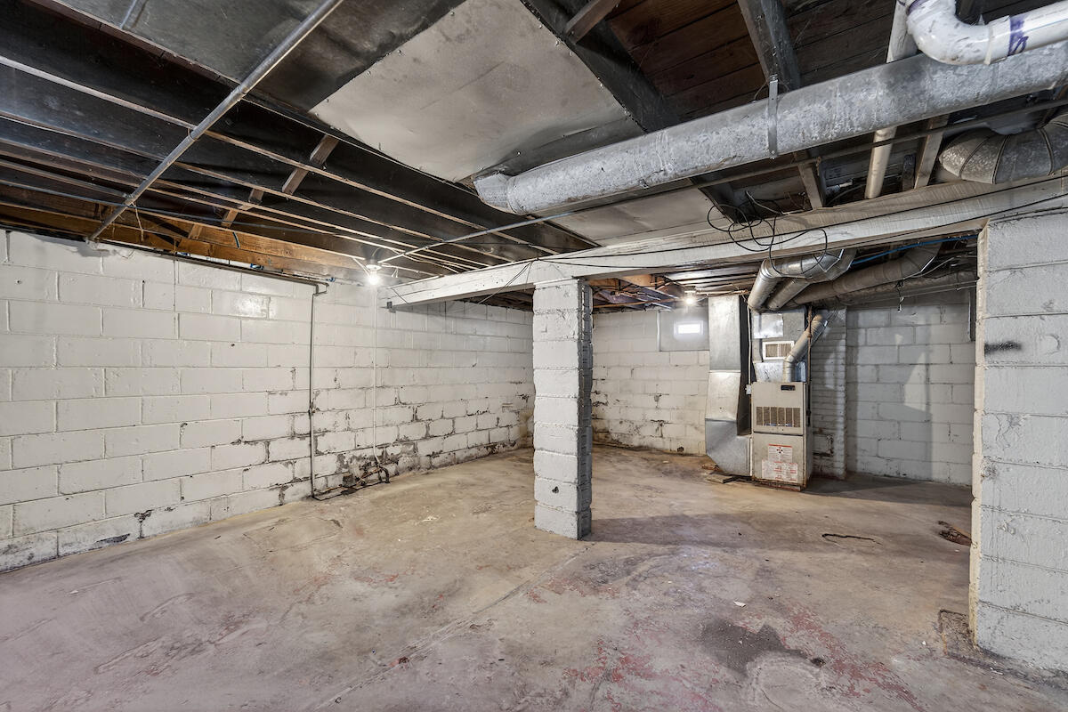 1948 12th Street Racine, WI 53403 - Photo 18 of 20 DSC03460