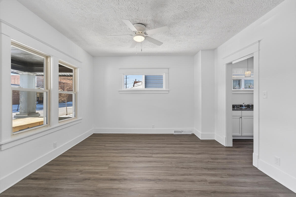 1948 12th Street Racine, WI 53403 - Photo 9 of 20 Dining Room