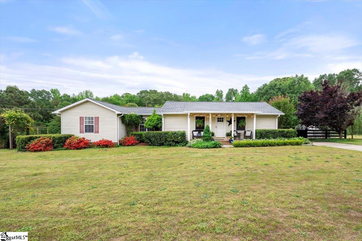 2209 State Rd S-30-77 Gray Court, SC 29645 - Photo 1 of 35