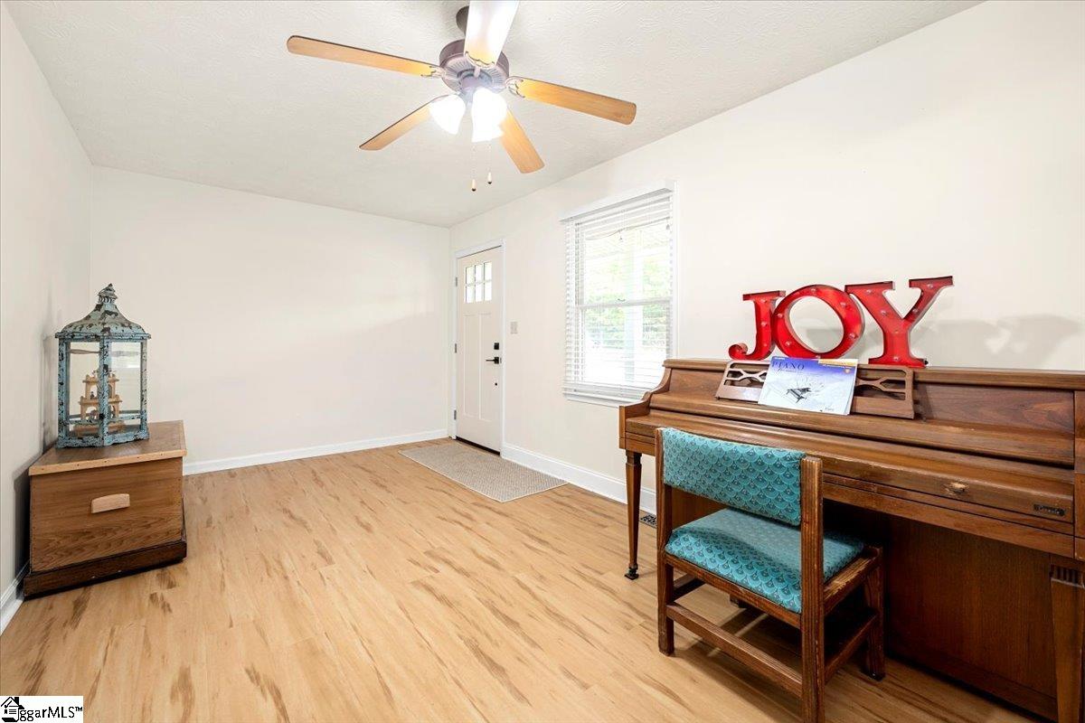 2209 State Rd S-30-77 Gray Court, SC 29645 - Photo 6 of 35
