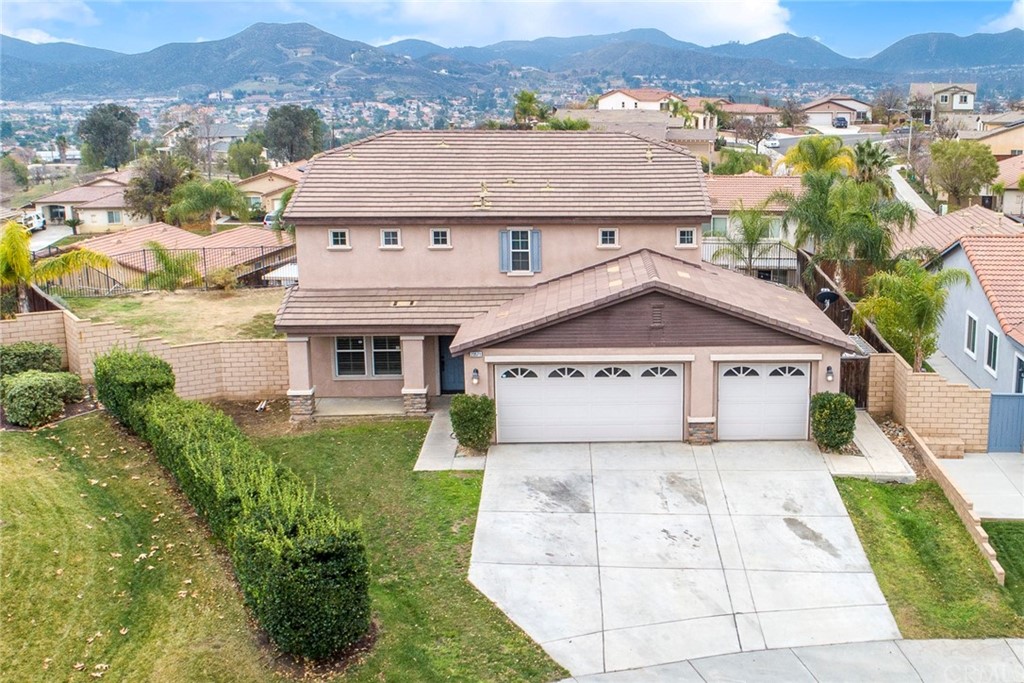 23571 Fallen Boulder Road Menifee, CA 92587 - Photo 2 of 33 an aerial view of a house