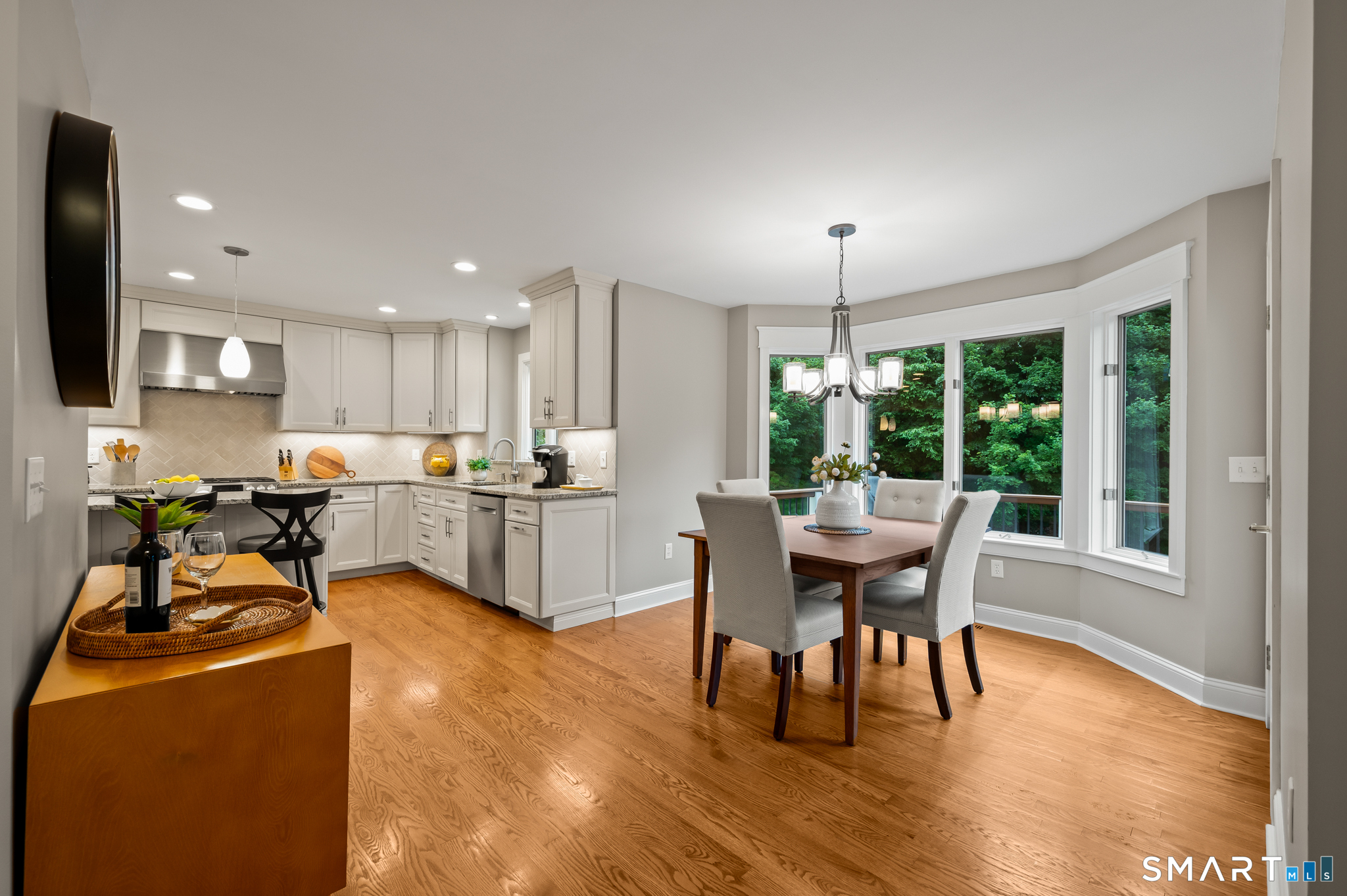 111 Bluff Point Road Glastonbury, CT 06073 - Photo 10 of 39