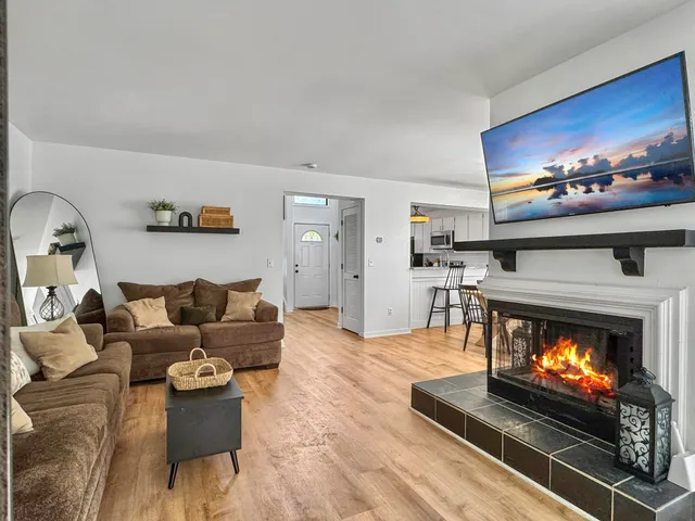 $445,000 | 1127 Hidden Cove Drive, Unit 35, Mount Pleasant, SC 29464