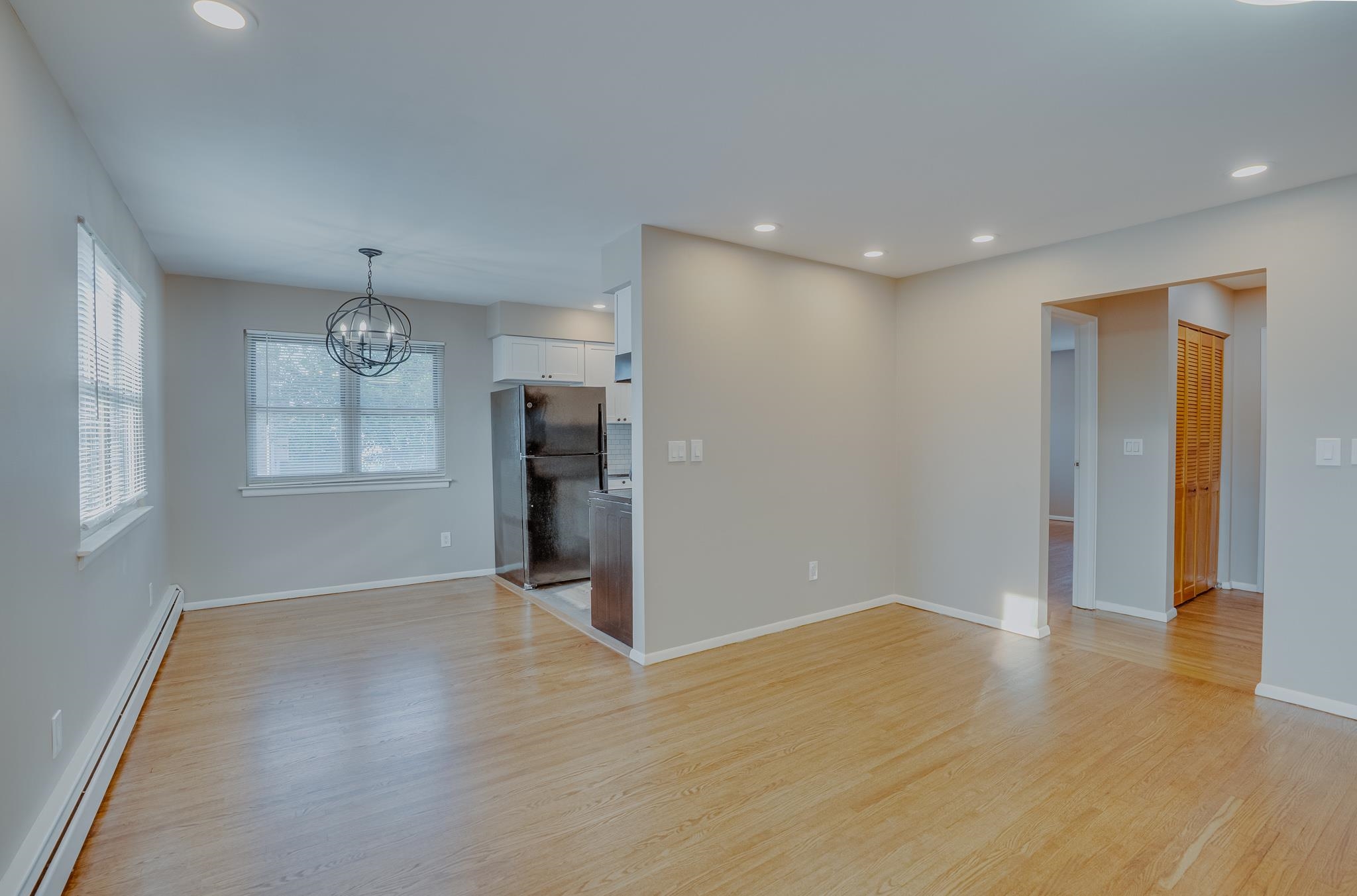 a view of livingroom with hardwood