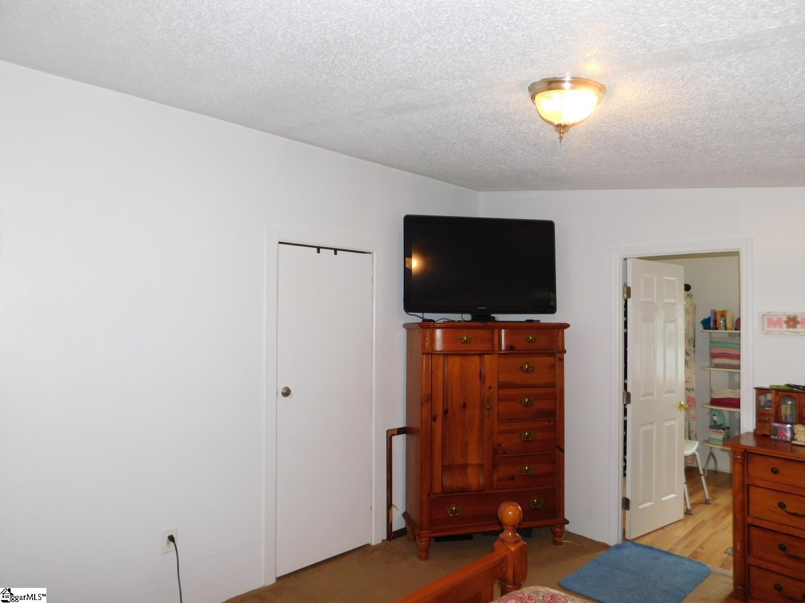 1013 Renno Road Clinton, SC 29325 - Photo 13 of 35