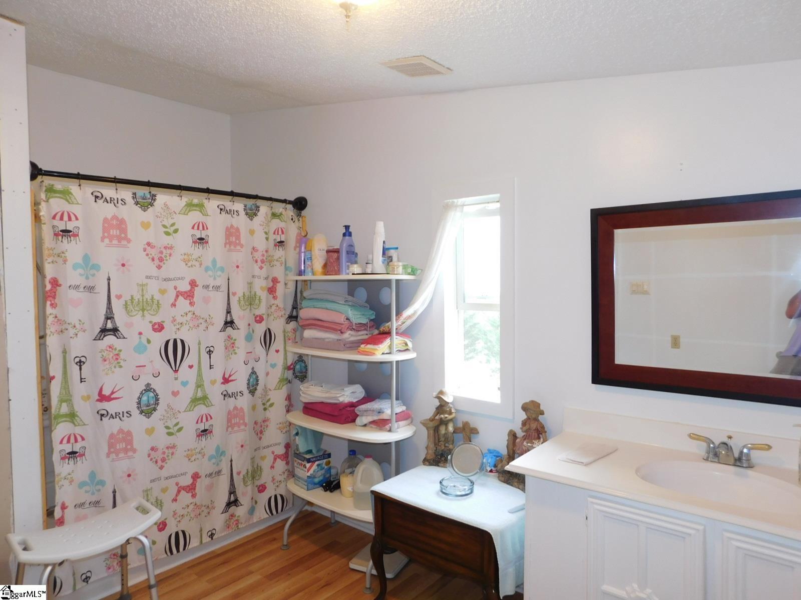 1013 Renno Road Clinton, SC 29325 - Photo 15 of 35