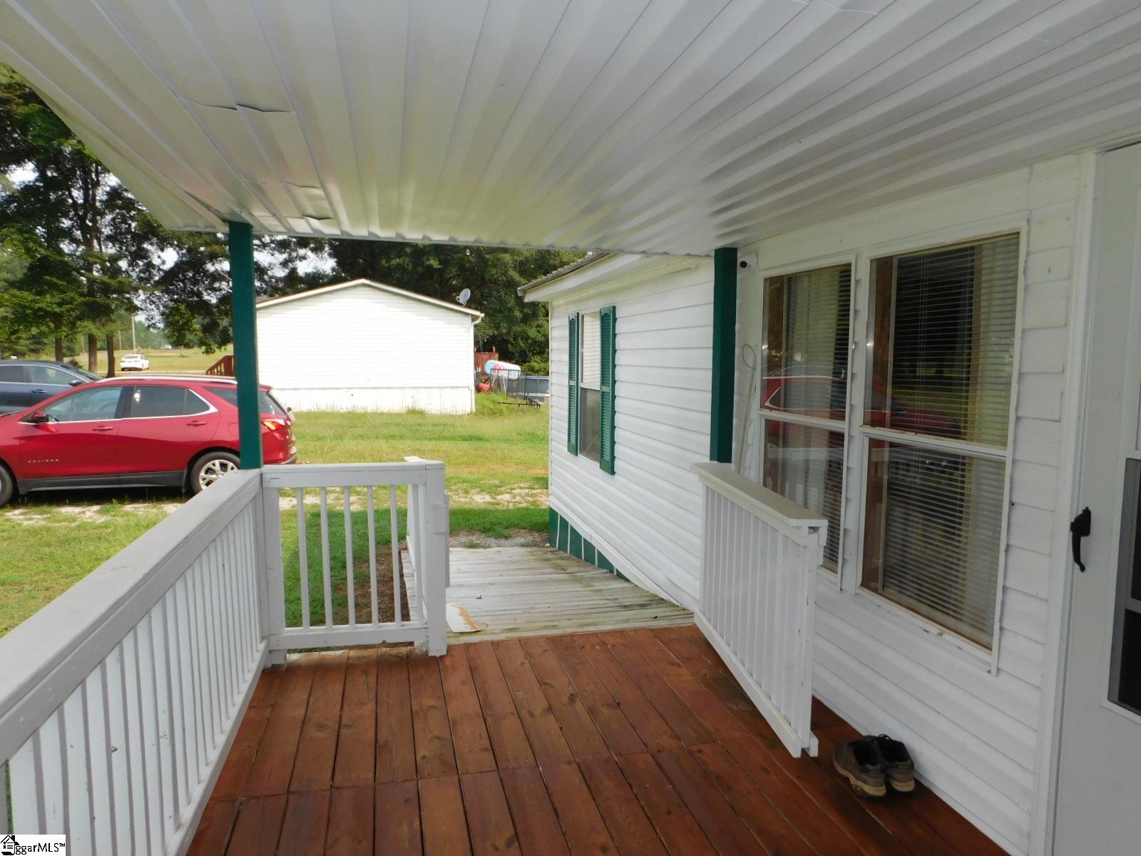 1013 Renno Road Clinton, SC 29325 - Photo 24 of 35
