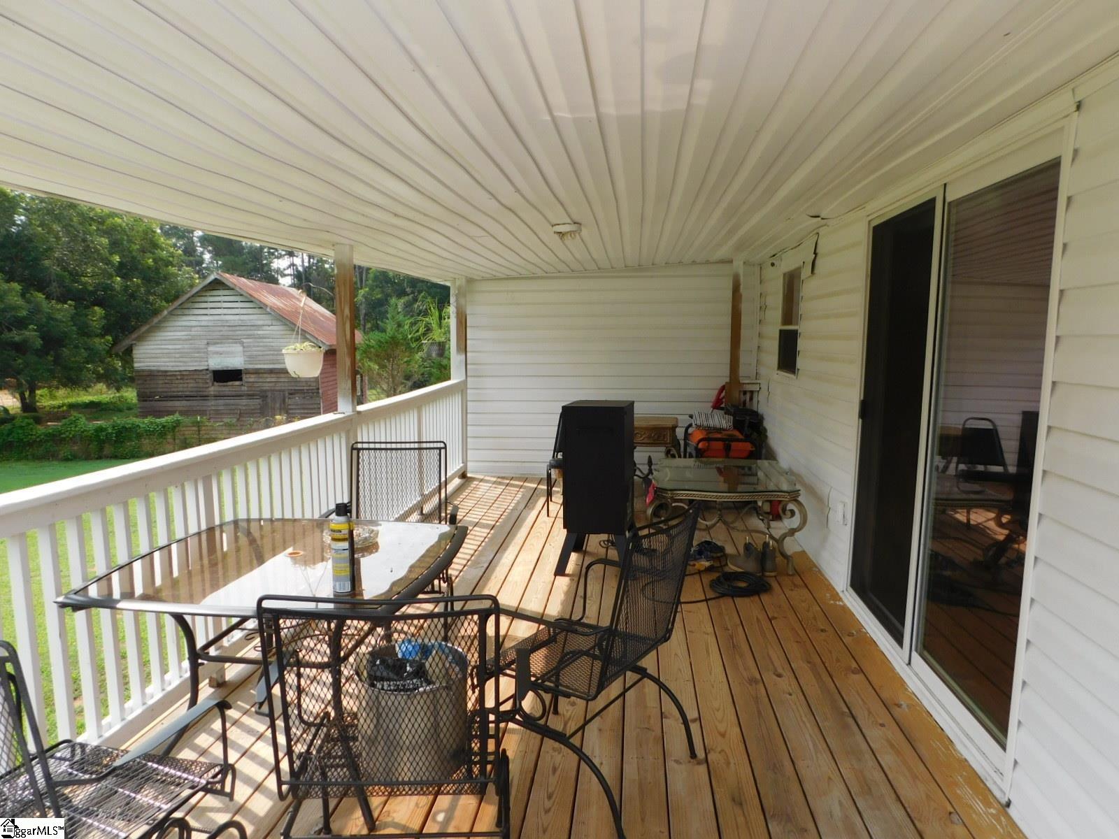 1013 Renno Road Clinton, SC 29325 - Photo 26 of 35