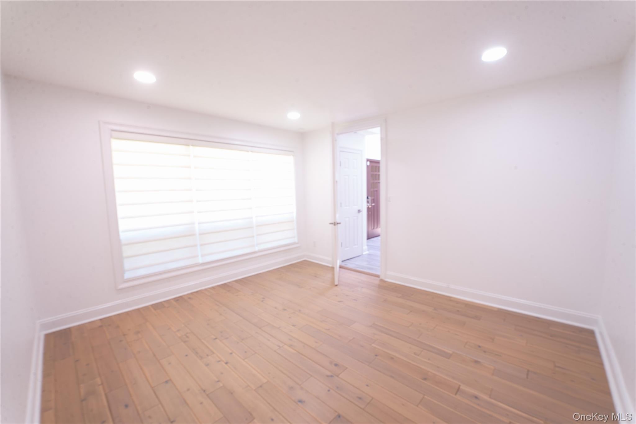 44 Warner Road Huntington, NY 11743 - Photo 15 of 37