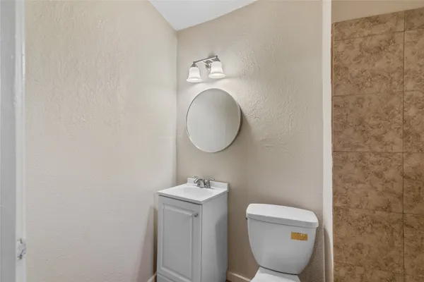 $775 | 4811 Oakland Street, Unit 6, Houston, TX 77023