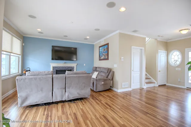 $10,000 | 207 Ceylon Avenue, Seaside Heights, NJ 08751