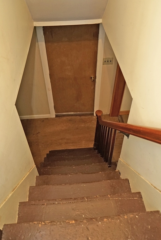 56 Lombard Road Hubbardston, MA 01452 - Photo 17 of 29 a view of entryway