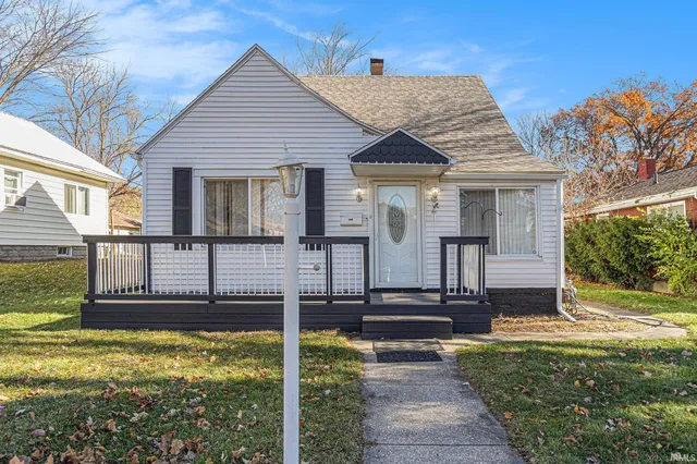 $1,500 | 714 South 27th Street, South Bend, IN 46615