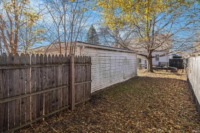 $1,500 | 714 South 27th Street, South Bend, IN 46615