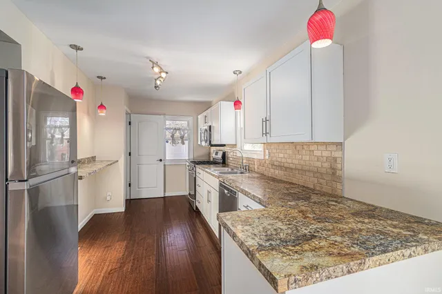 $1,500 | 714 South 27th Street, South Bend, IN 46615