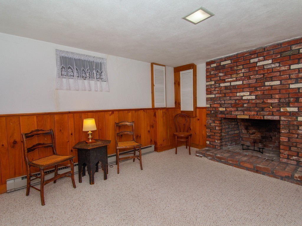 132 Hillcrest Road Waltham, MA 02451 - Photo 19 of 30 Gallery Image 19