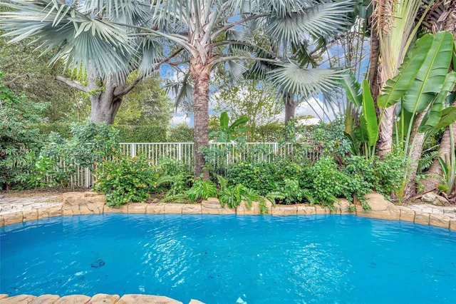 $774,900 | 4936 Northwest 52nd Avenue, Coconut Creek, FL 33073