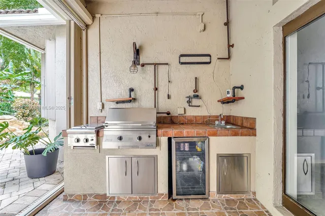 $774,900 | 4936 Northwest 52nd Avenue, Coconut Creek, FL 33073