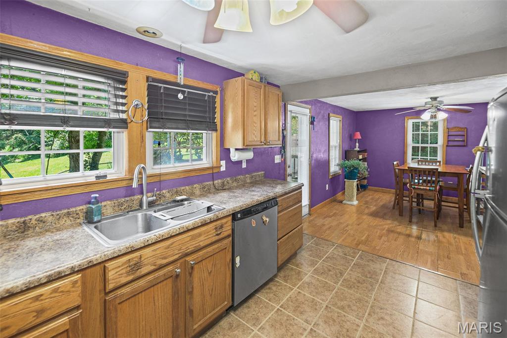 1615 Highway 156 Waterloo, IL 62298 - Photo 21 of 35