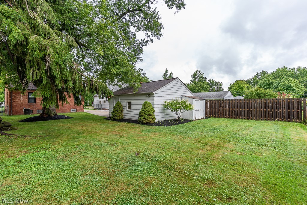 1663 Edgefield Road Lyndhurst, OH 44124 - Photo 33 of 33