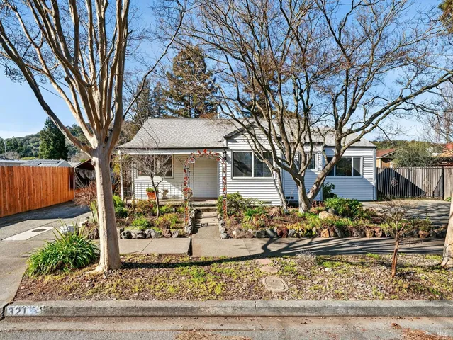 $595,000 | 321 Roosevelt Street, Napa, CA 94558