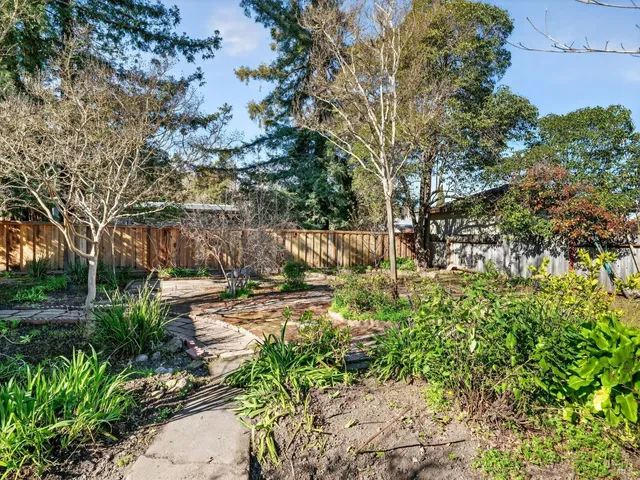 $595,000 | 321 Roosevelt Street, Napa, CA 94558