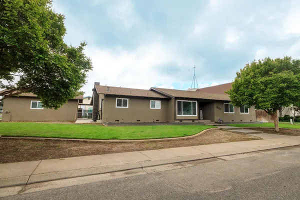 $599,000 | 2211 California Street, Escalon, CA 95320