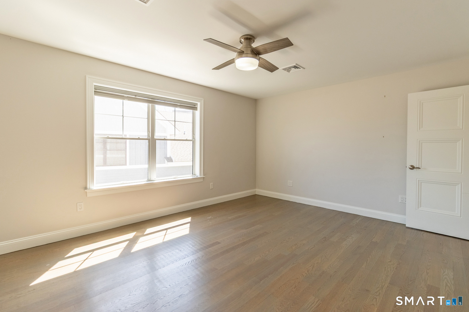 201 Edgewater Circle, Unit B East Hampton, CT 06424 - Photo 23 of 34