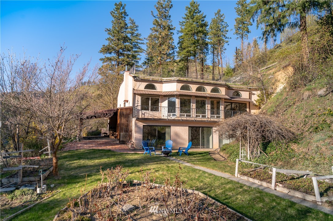 7185 Olalla Canyon Road Cashmere, WA 98815 - Photo 1 of 37 Gallery Image 1