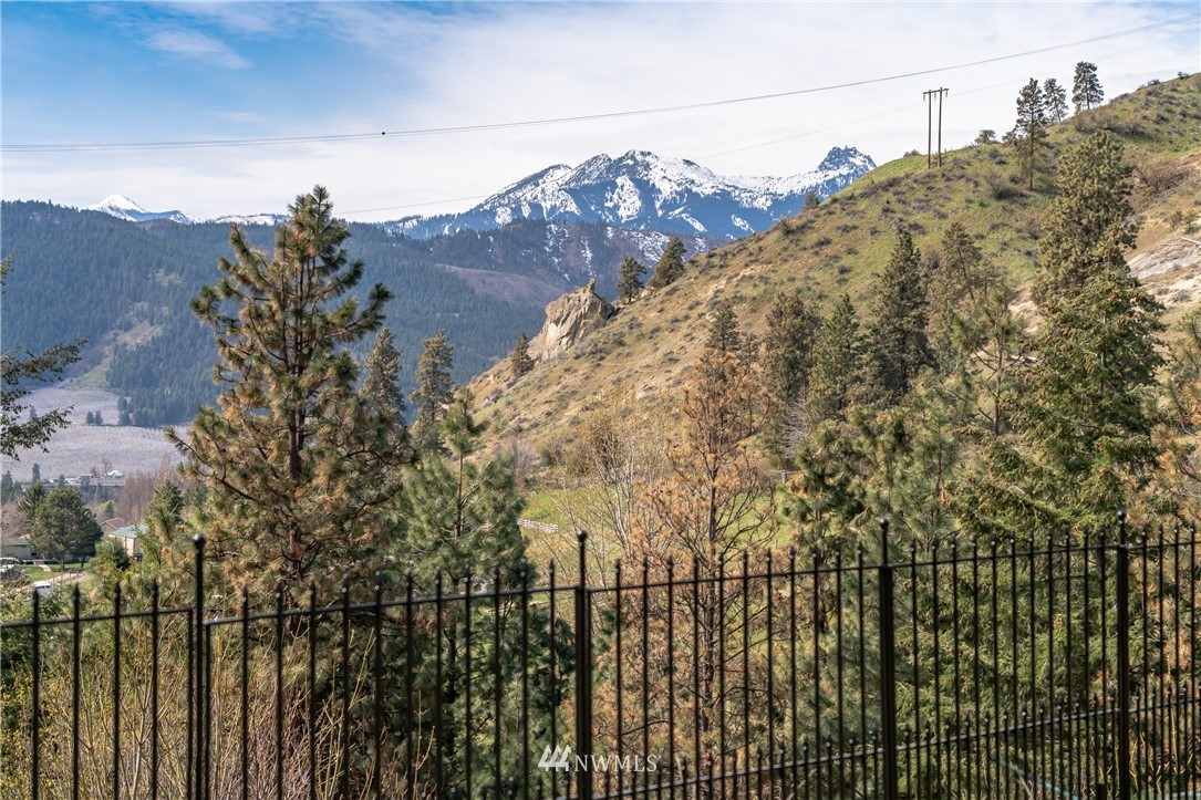 7185 Olalla Canyon Road Cashmere, WA 98815 - Photo 14 of 37 Gallery Image 14