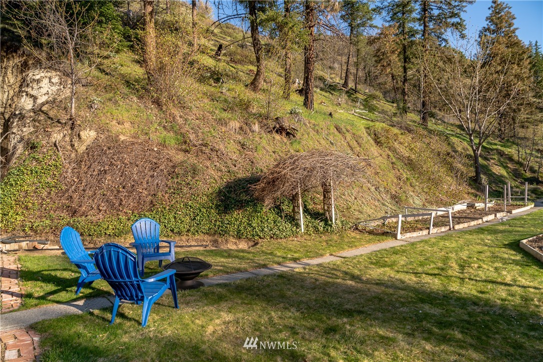 7185 Olalla Canyon Road Cashmere, WA 98815 - Photo 15 of 37 Gallery Image 15