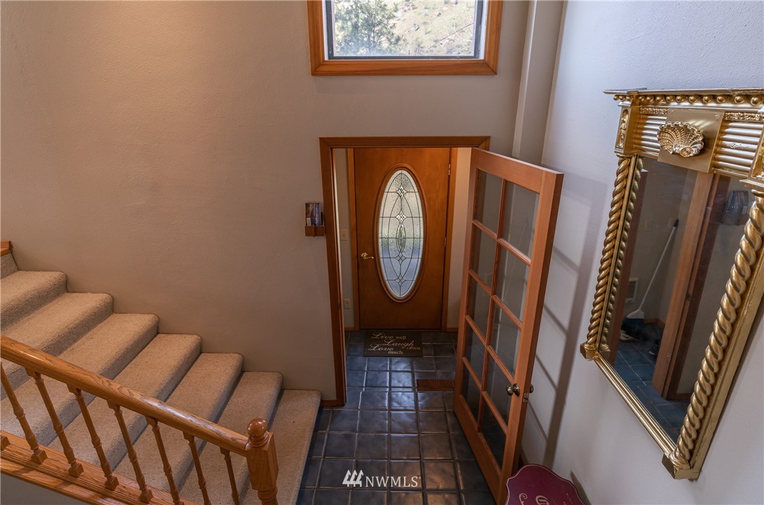 7185 Olalla Canyon Road Cashmere, WA 98815 - Photo 5 of 37 Gallery Image 5