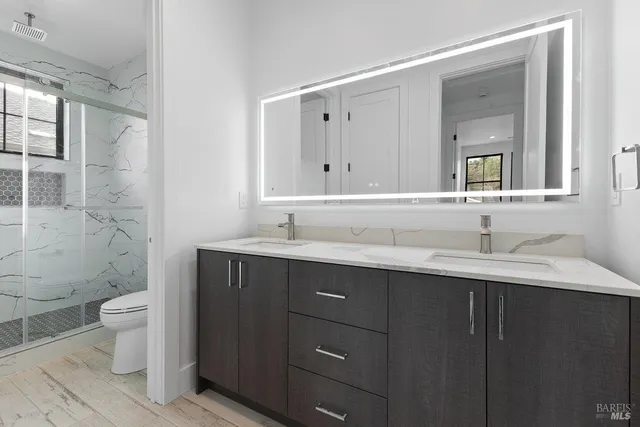 a bathroom with a toilet