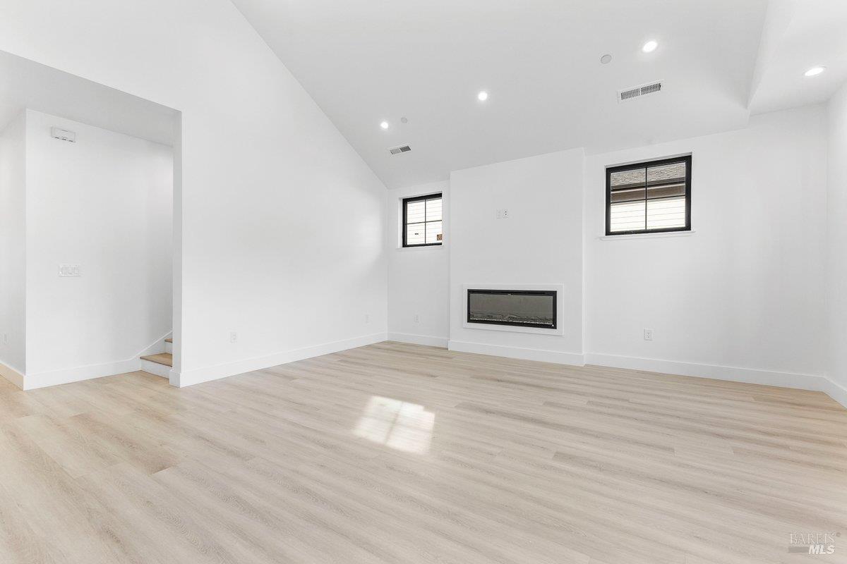 3727 Paxton Place Santa Rosa, CA 95404 - Photo 9 of 48