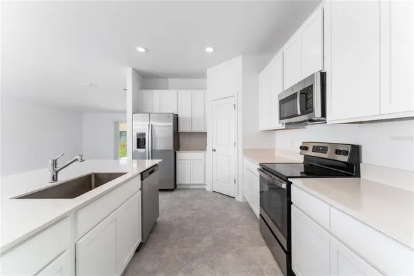 $2,050 | 381 Singing Sands Cir Lake, Lake Wales, FL 33859