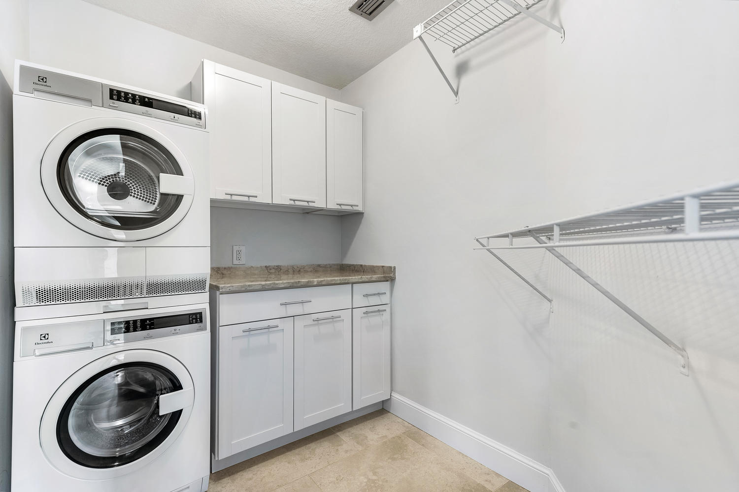 200 Waterway Road, Unit 207 Jupiter, FL 33469 - Photo 29 of 48 Laundry/Closet