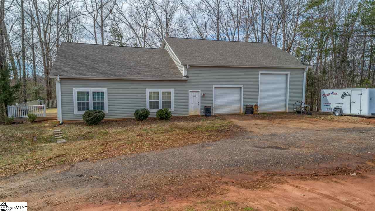 1829 Fountain Inn Road Woodruff, SC 29388 - Photo 1 of 20